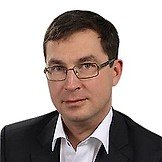 Врач Холтобин Денис Петрович
