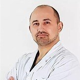 Врач Кузнецов Василий Викторович