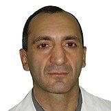 Врач Ованоглян Оганес Левонович