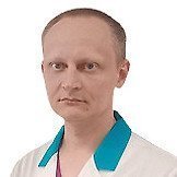 Врач Петров Роман Павлович