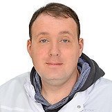 Врач Петрунин Максим Борисович