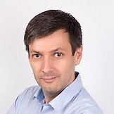 Врач Попов Юрий Александрович
