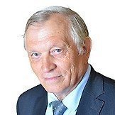 Врач Васюнин Александр Васильевич