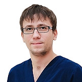 Врач Вольф Валентин Андреевич