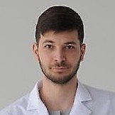 Врач Заргаров Эльнур Исмаилович